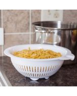 Colander: 3 qt. Plastic White