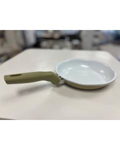 Ceramic: Fry Pan 8"; Tan/White